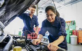 DIPLOMA IN AUTO MECHANIC